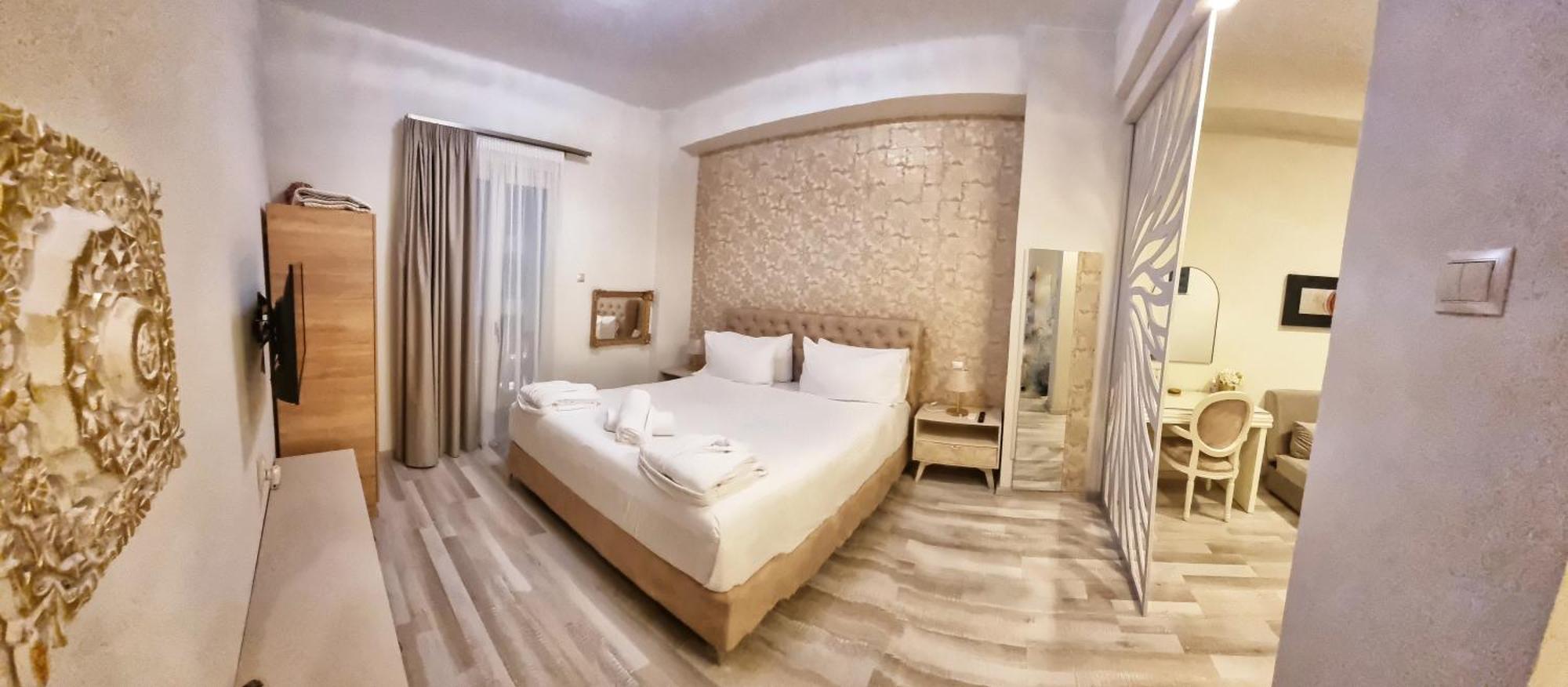 Golden City Center Suites Rhodes City Exterior foto